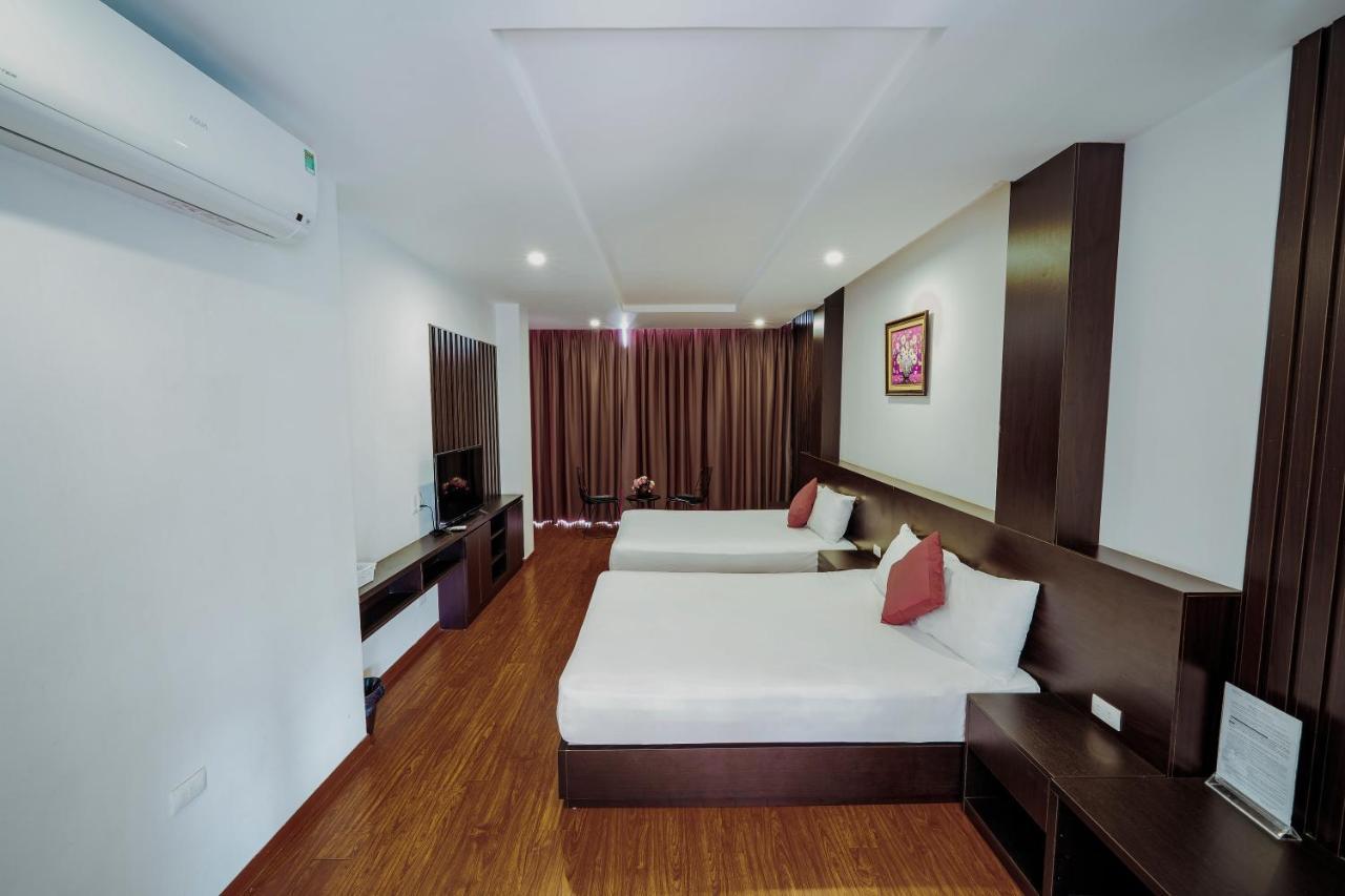 Ivy Hotel Ha Long Buitenkant foto