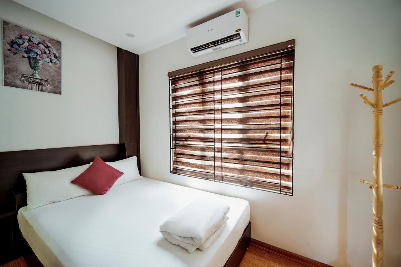 Ivy Hotel Ha Long Buitenkant foto